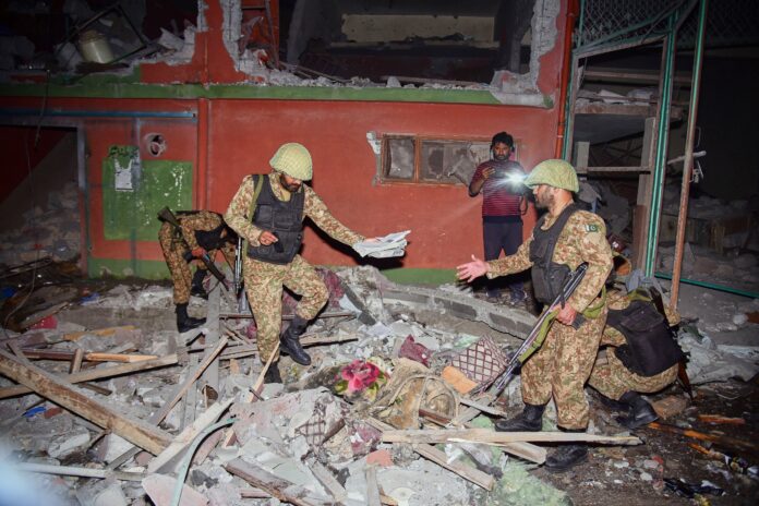 la-india-lanza-una-ofensiva-aerea-contra-“infraestructuras-terroristas”-en-pakistan