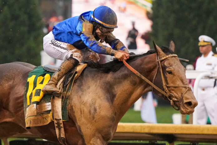 kentucky-derby-winning-jockey-suspended,-fined-$-62,000-for-attacking-the-horse-many-times