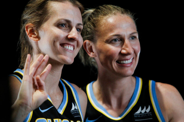 wnba-star-courtney-vandersloot-and-allie-quigley,-daughter-of-boas-vindas